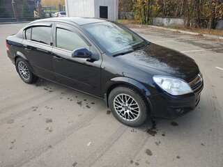 2011 Opel Astra H Рестайлинг, чёрный, 650000 рублей, вид 3