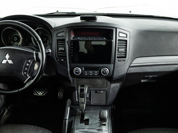 2011 Mitsubishi Pajero IV Рестайлинг 1, коричневый, 1549585 рублей - вид 13