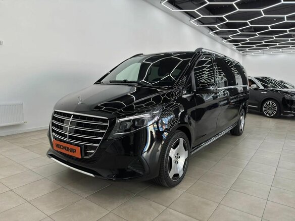 2026 Mercedes-Benz V-Класс Extra Long 300 d экстра длинный III (W447) Рестайлинг 2, чёрный, 13990000 рублей - вид 2