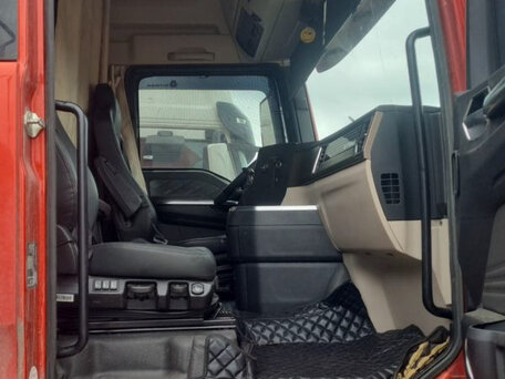 2023 Sinotruk Sitrak C7H MAX, красный, 4000000 рублей, вид 5