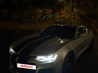 2018 Chevrolet Camaro VI Рестайлинг, серебристый, 2500000 рублей, вид 2