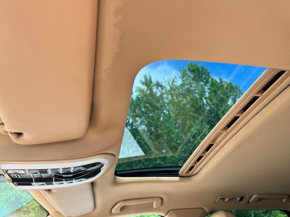 2010 Porsche Cayenne S II (958), белый, 2600000 рублей - вид 20