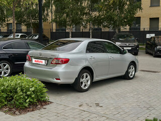 2011 Toyota Corolla X (E140, E150) Рестайлинг, серебристый, 1050000 рублей, вид 5