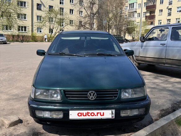 1994 Volkswagen Passat B4, зелёный, 200000 рублей