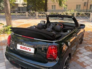 2021 Mini Cabrio JCW John Cooper Works III Рестайлинг, зелёный, 2550000 рублей, вид 2