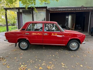 1986 Lada (ВАЗ) 21011, красный, 360000 рублей, вид 3