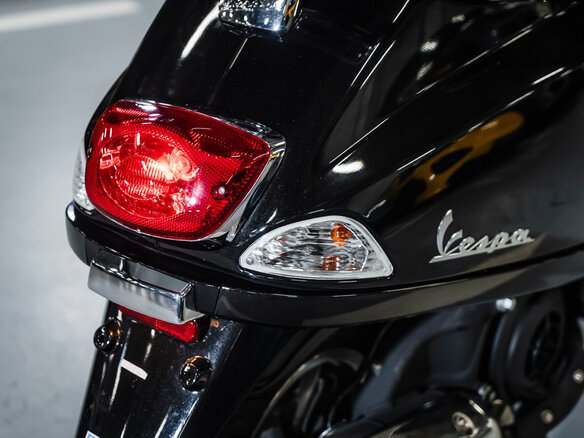 2025 Vespa LXV 125, чёрный, 500000 рублей - вид 19