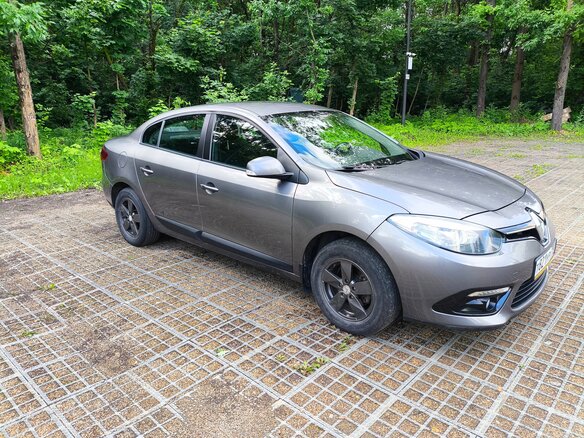2013 Renault Fluence I Рестайлинг, серый, 900000 рублей - вид 2