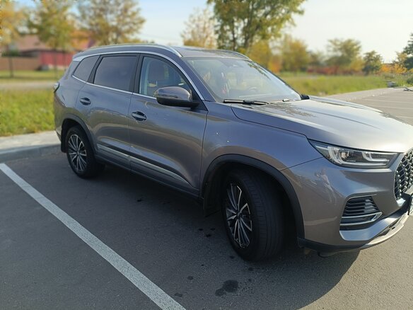2023 Chery Tiggo 8 Pro e+, серый, 2350000 рублей - вид 1