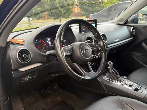 2016 Audi A3 III (8V) Рестайлинг, синий, 1350000 рублей - вид 9