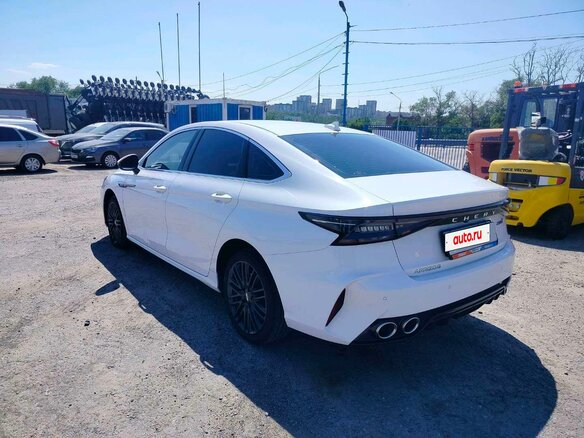 2024 Chery Arrizo 8, белый - вид 3