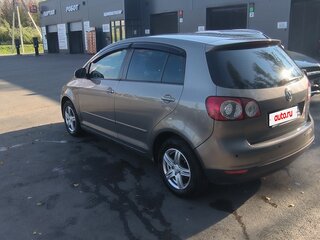 2010 Volkswagen Golf Plus II, серый, 560000 рублей, вид 4
