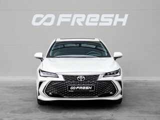 2022 Toyota Avalon V Рестайлинг, белый, 3379000 рублей, вид 3