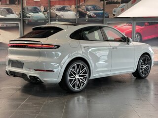 2026 Porsche Cayenne Coupé III Рестайлинг, серый, 22450000 рублей, вид 5