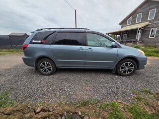 2004 Toyota Sienna II, серый, 1070000 рублей, вид 2
