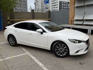 2016 Mazda 6 III (GJ) Рестайлинг, белый, 1790000 рублей, вид 4
