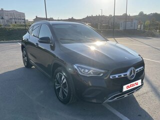 2020 Mercedes-Benz GLA 250 II (H247), чёрный, 3700000 рублей, вид 2