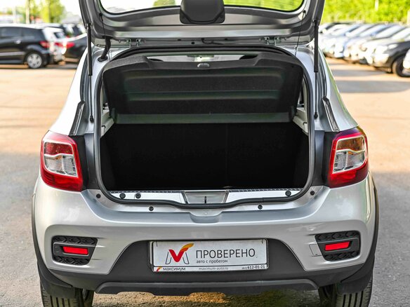 2020 Renault Sandero Stepway II Рестайлинг, серый - вид 12