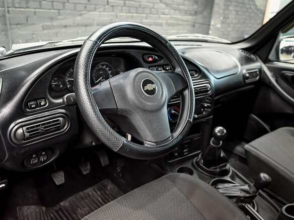 2018 Chevrolet Niva I Рестайлинг, чёрный, 800000 рублей - вид 13