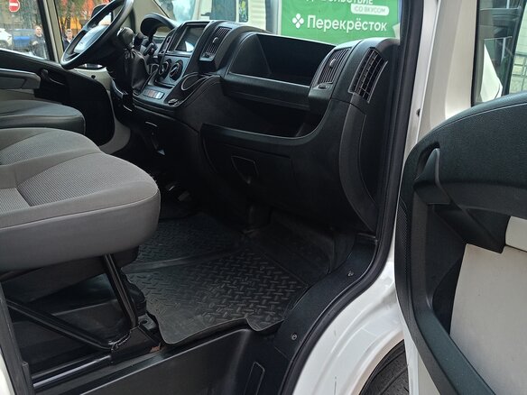 2013 Peugeot Boxer, белый, 1349000 рублей - вид 14