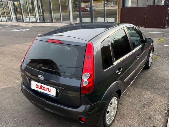 2008 Ford Fiesta Mk5, серый, 565000 рублей - вид 3