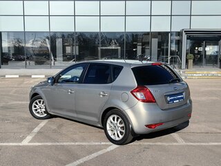 2010 Kia Ceed I Рестайлинг, серебристый, 620000 рублей, вид 2