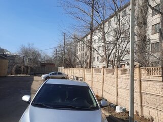 2012 Kia Rio 5-speed III, серебристый, 750000 рублей, вид 1