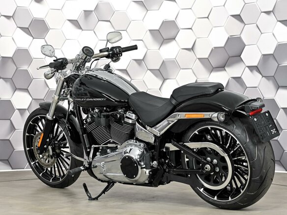2026 Harley-Davidson Breakout, чёрный, 3199000 рублей - вид 7