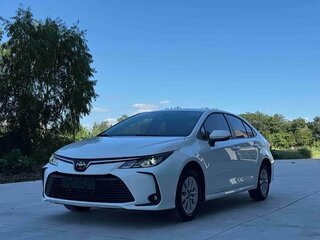 2022 Toyota Corolla XII (E210), белый, 1339000 рублей, вид 1