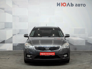 2010 Kia Ceed I Рестайлинг, серебристый, 700000 рублей, вид 2