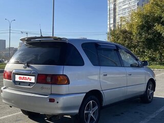 1998 Toyota Ipsum I (M10), серебристый, 500000 рублей, вид 3