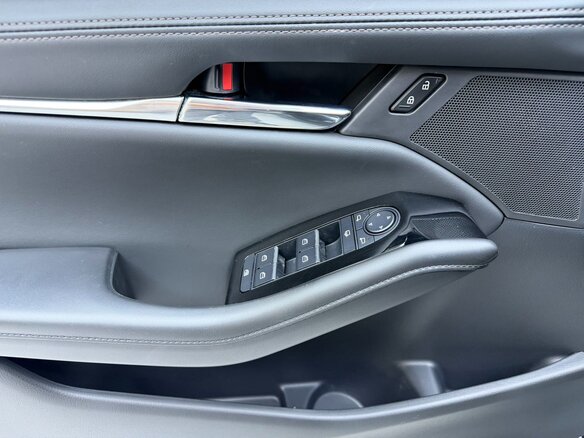 2023 Mazda 3 Axela IV (BP), серый, 2080000 рублей - вид 14