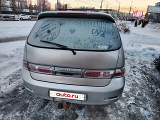 2002 Toyota Gaia, серый, 495000 рублей, вид 3