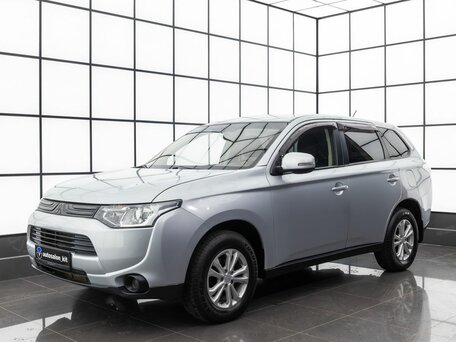 Mitsubishi Outlander III