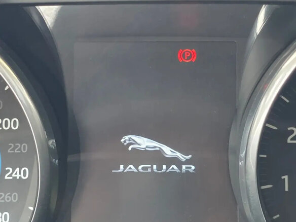 2016 Jaguar XE EcoBoost I, красный - вид 22