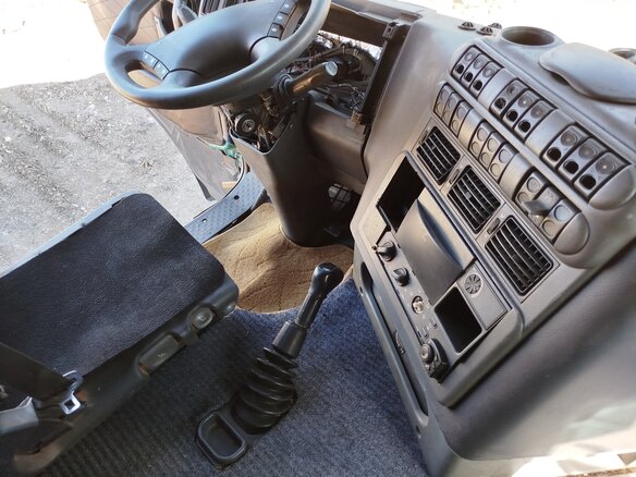 2002 Iveco Stralis, зелёный, 200000 рублей - вид 15