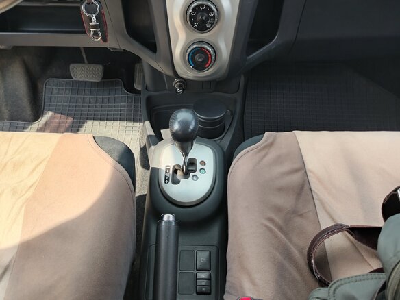 2008 Toyota Yaris Multimode II, серый, 610000 рублей - вид 23
