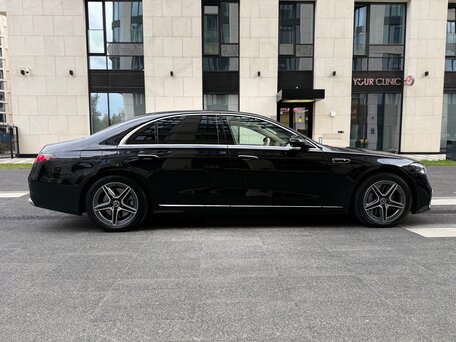 2026 Mercedes-Benz S-Класс 580 Long 4MATIC VII (W223) Рестайлинг, чёрный, 34300000 рублей, вид 4