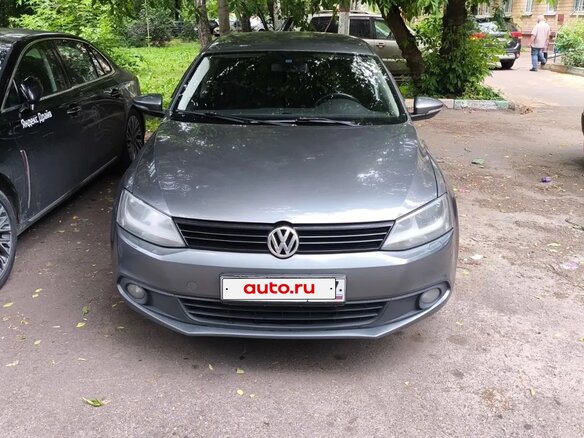 2012 Volkswagen Jetta VI, серый, 730000 рублей