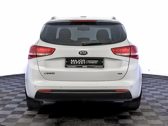 2018 Kia Ceed II Рестайлинг, белый - вид 5