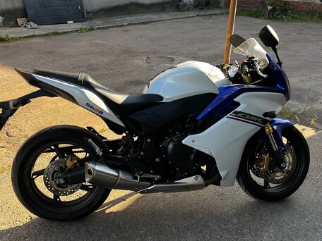 2012 Honda CBR 600F, белый, 600000 рублей, вид 1