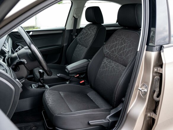 2019 Skoda Rapid I Рестайлинг, бежевый, 1340000 рублей - вид 6