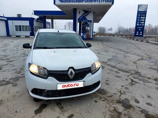 2015 Renault Logan II, белый, 500000 рублей, вид 2