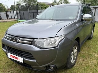 2012 Mitsubishi Outlander III, серый, 1050000 рублей, вид 2