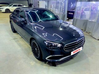 2022 Mercedes-Benz E-Класс 250 V (W213, S213, C238) Рестайлинг, серый, 4990000 рублей, вид 3