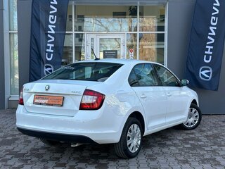2019 Skoda Rapid I Рестайлинг, белый, 1379000 рублей, вид 2