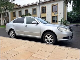 2010 Skoda Octavia II (A5) Рестайлинг, серебристый, 580000 рублей, вид 3