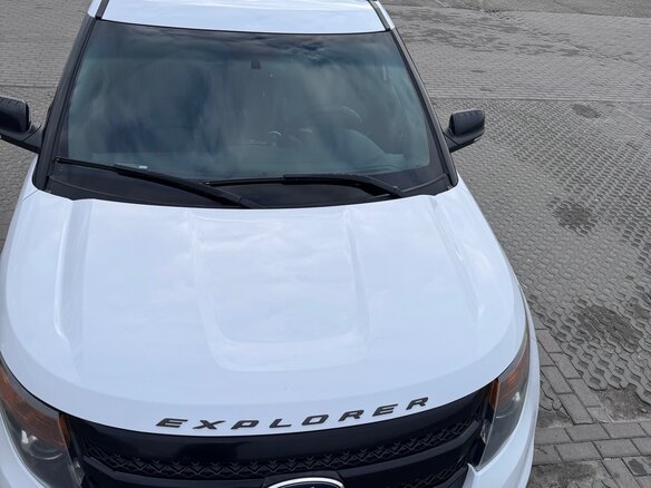 2013 Ford Explorer Sport V, белый, 2444444 рублей - вид 1