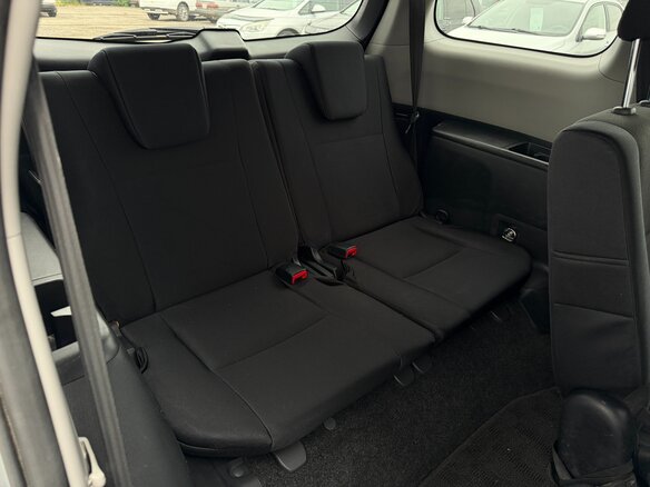 2009 Toyota Wish II, серый - вид 15