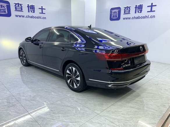 2022 Volkswagen Passat B8 Рестайлинг, чёрный, 2050000 рублей - вид 3